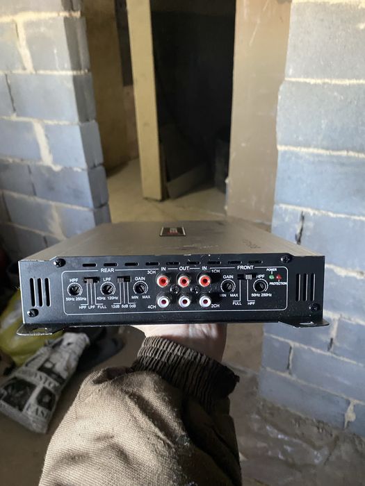 усилитель и андроид магнитолу