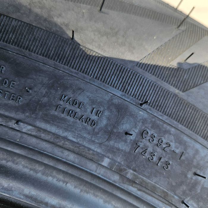 Нови летни бусови гуми 235/65R16C Nokian CargoProof C 121/119R made in Finland