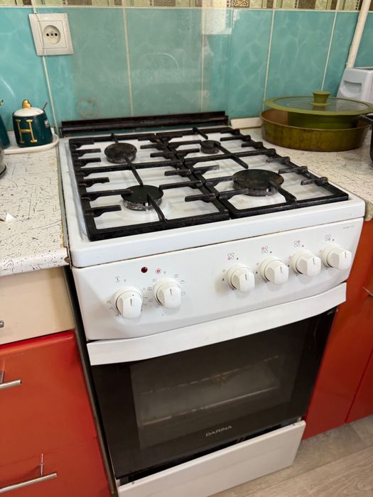 Газ плита Darina