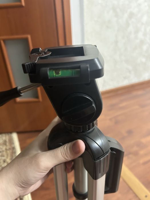 Продам штатив напольный