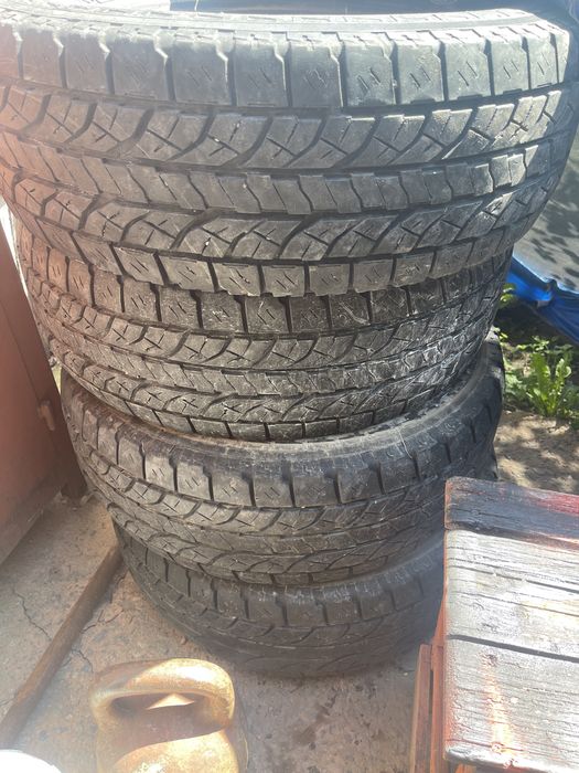 Yakohama r 15 31x10.50