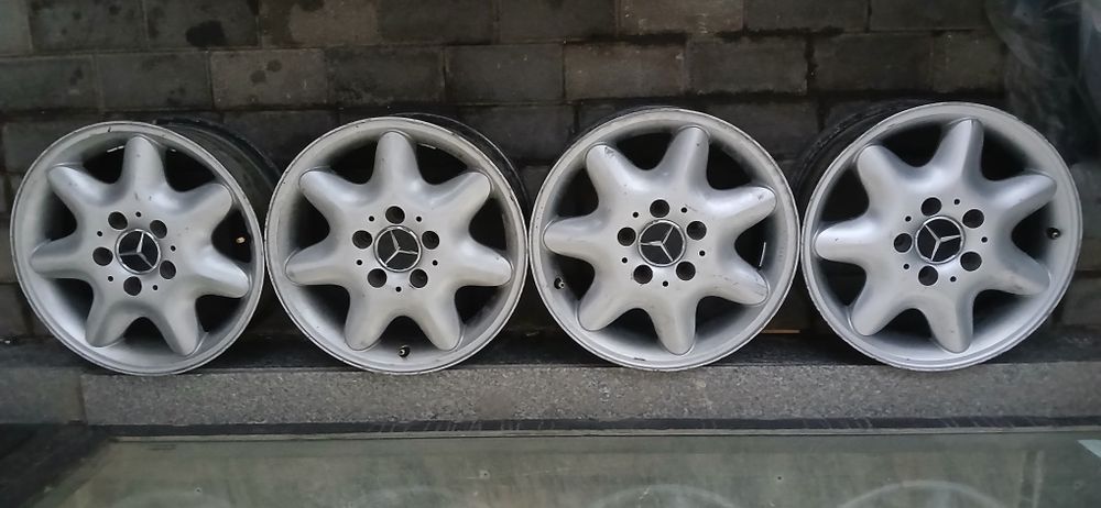 Мерседес W 203  Диска. Р15.