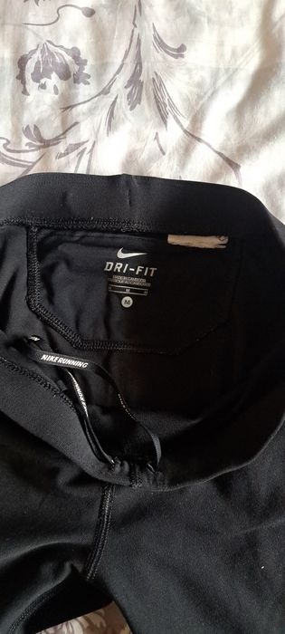 Kit fitness:colanti nike cu maieu