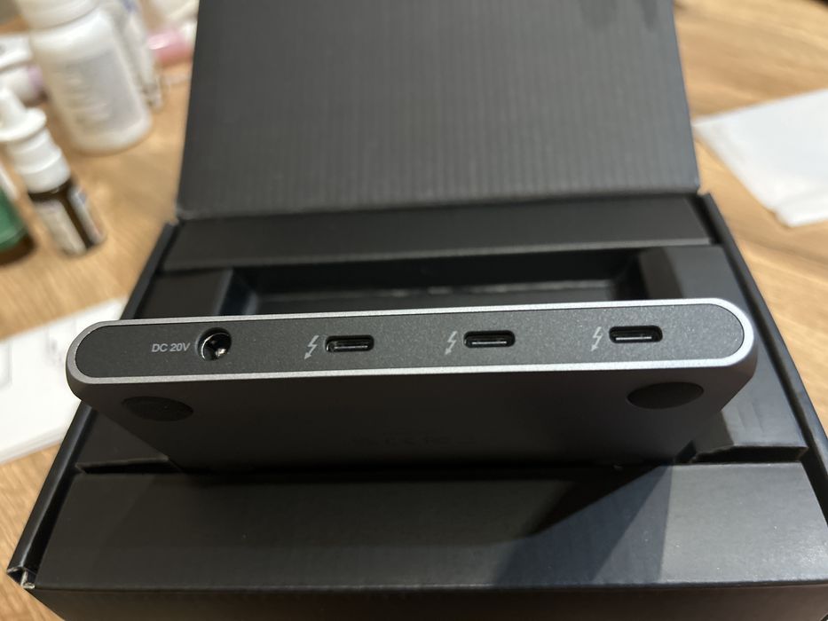 Thunderbolt 4 Slim Hub  ST-T4SHM