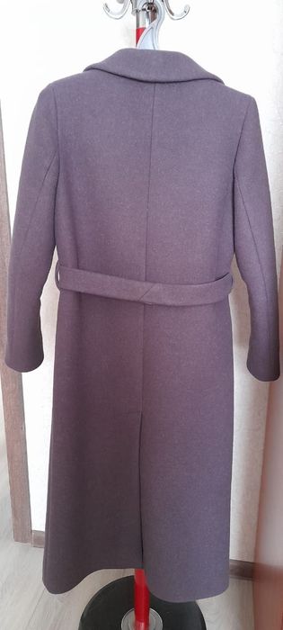 Женское пальто. Весеннее.