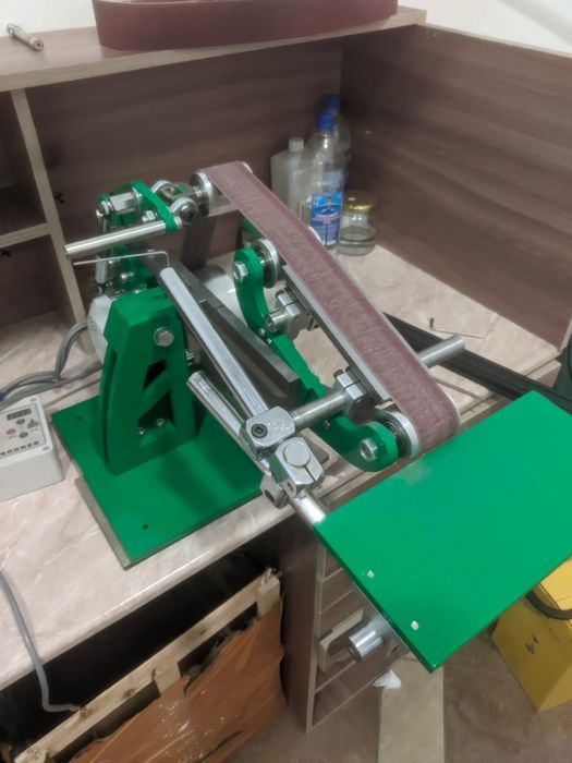 Продам гриндер на ленту 1250*50