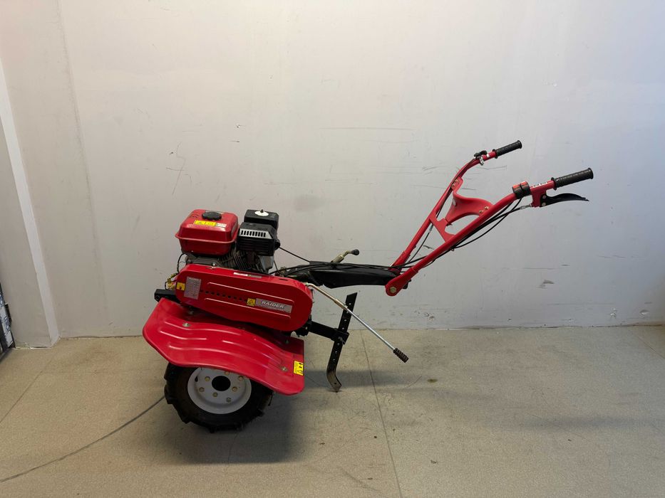 095102	Мотофреза бензинова 5.2kW (7.0hp) 2+1 ск.  RD-T03