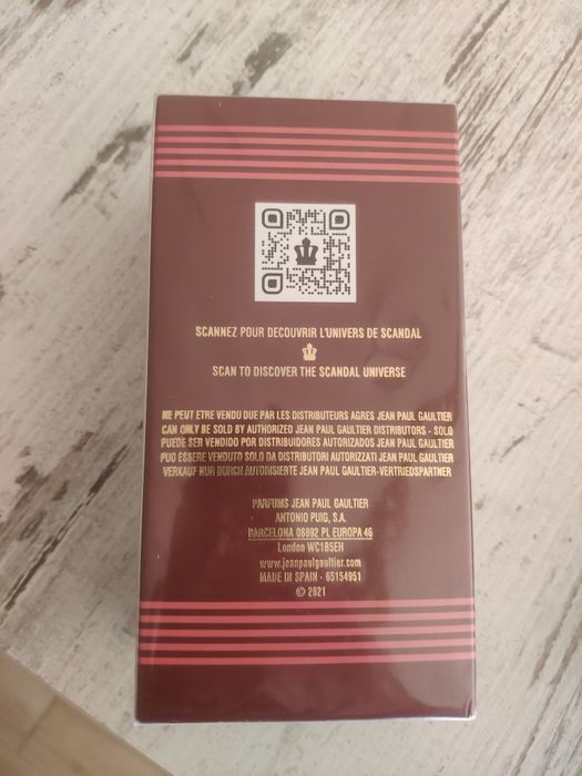 Парфюм Scandal...