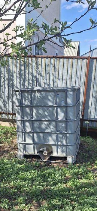 Тонналық бөшке сатылады.Алюмен