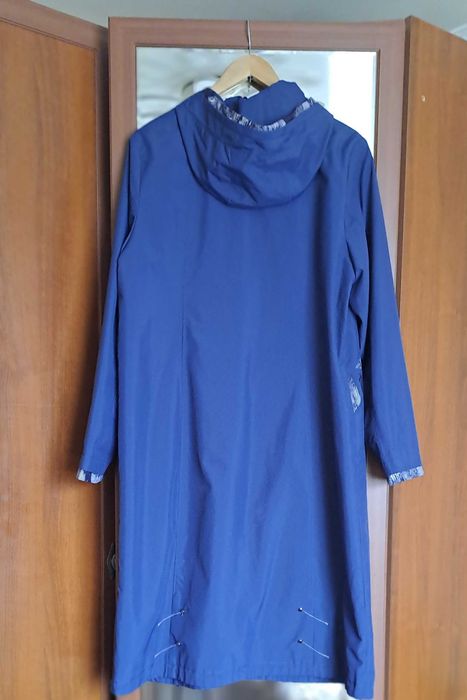 Разгрузка гардероба.