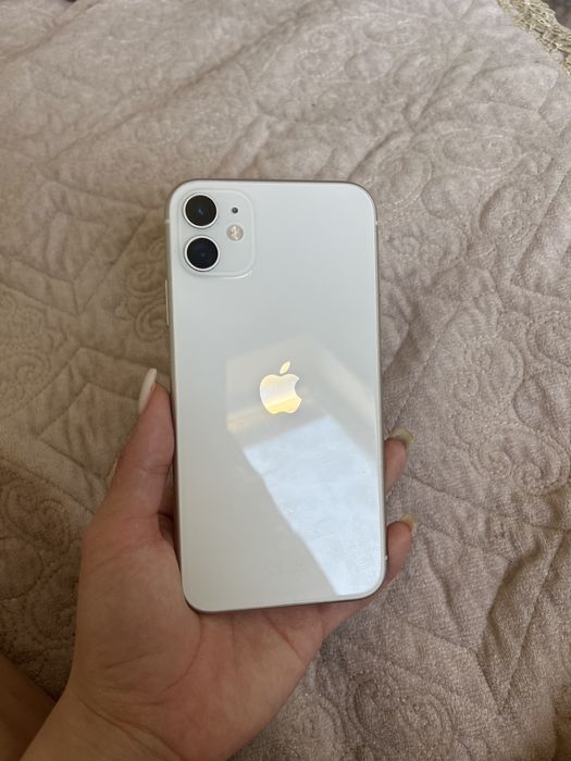 Продам айфон 11 128гб