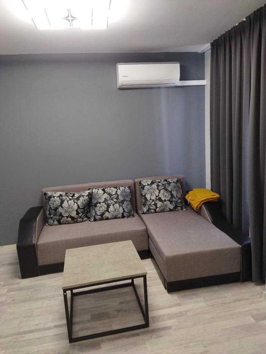 Дава се под наем Двустаен апартамент в София, Зона Б-5 - 78 кв.м за 797.64 € - Снимка #1