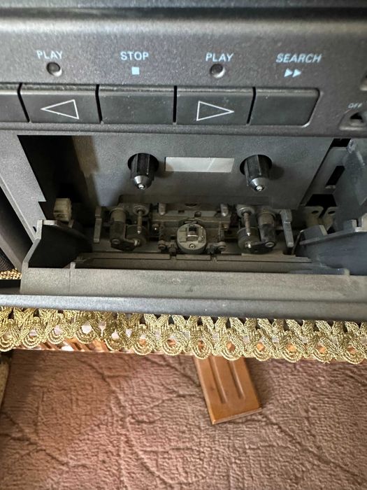 Стерео уредба "PHILIPS" FW 2015/20