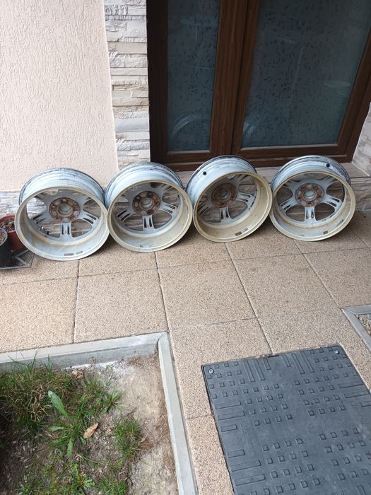 Jante aliaj Mitsubishi r16