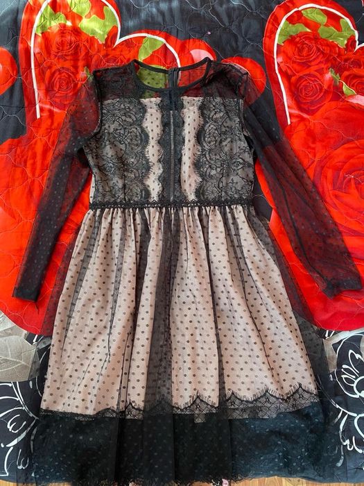 Продам платья по 1000тенге.