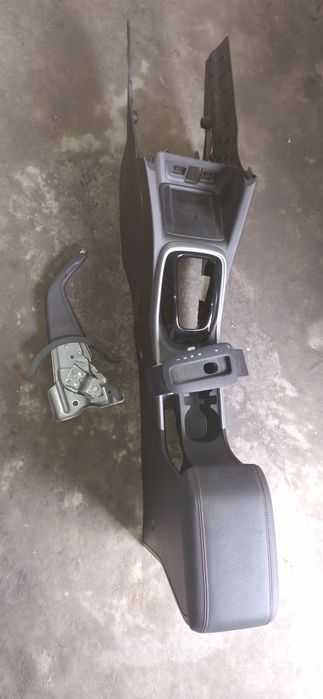 Продам Treacer 2 бар подлокодник.все что на фото болше ничего нет