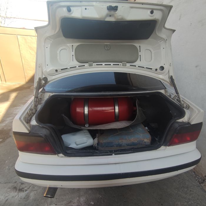 Бмв 318 автомат с газом