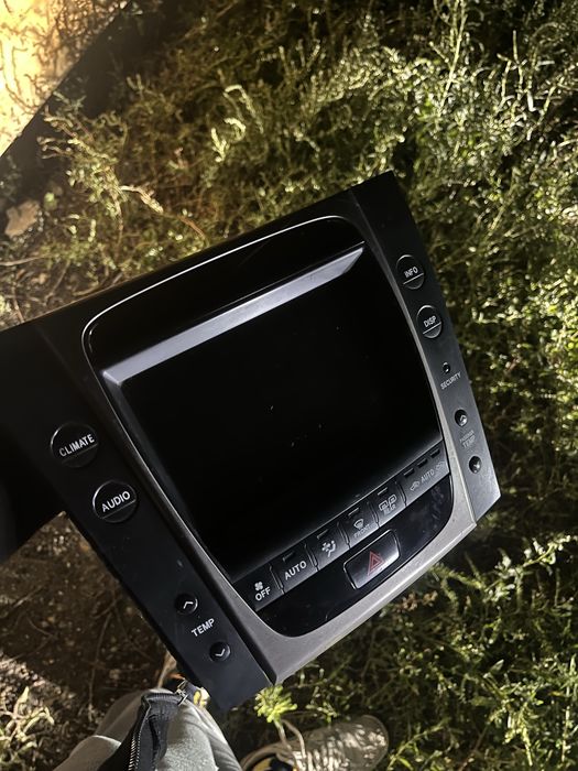 монитор лексус gs300