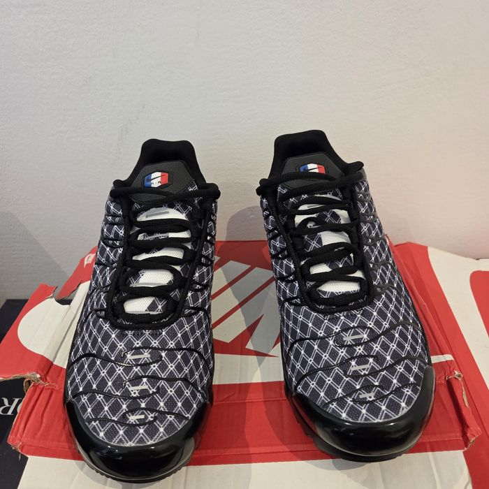 Nike Air Max Plus TN France (46) FULLBOX | Livrare cu verificare