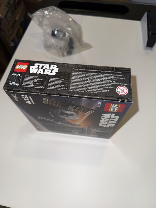 Lego 40771 TIE Fighter with Imperial Hangar Rack
