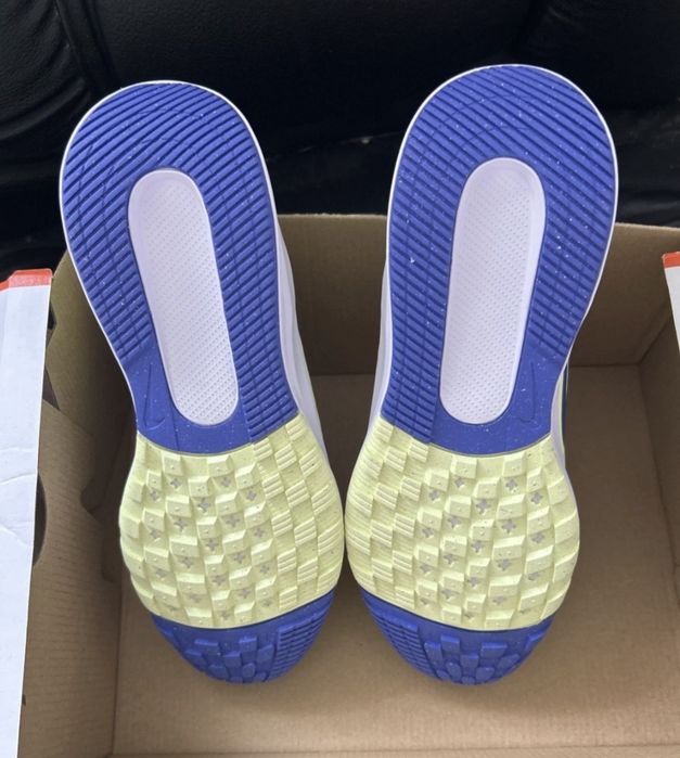 Нови маратонки Nike Star Runner 5 (GS), номер 38