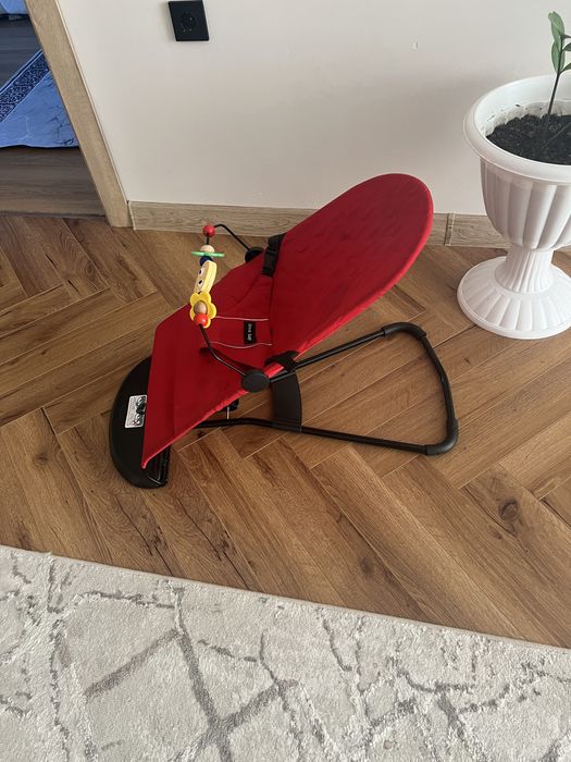 Продам шезлонг срочно