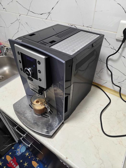 Espressor Automat CU DEFECT DeLonghi ESAM5500.M Perfecta Cafea Boabe