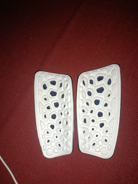 Щитки футбольные синие Nike