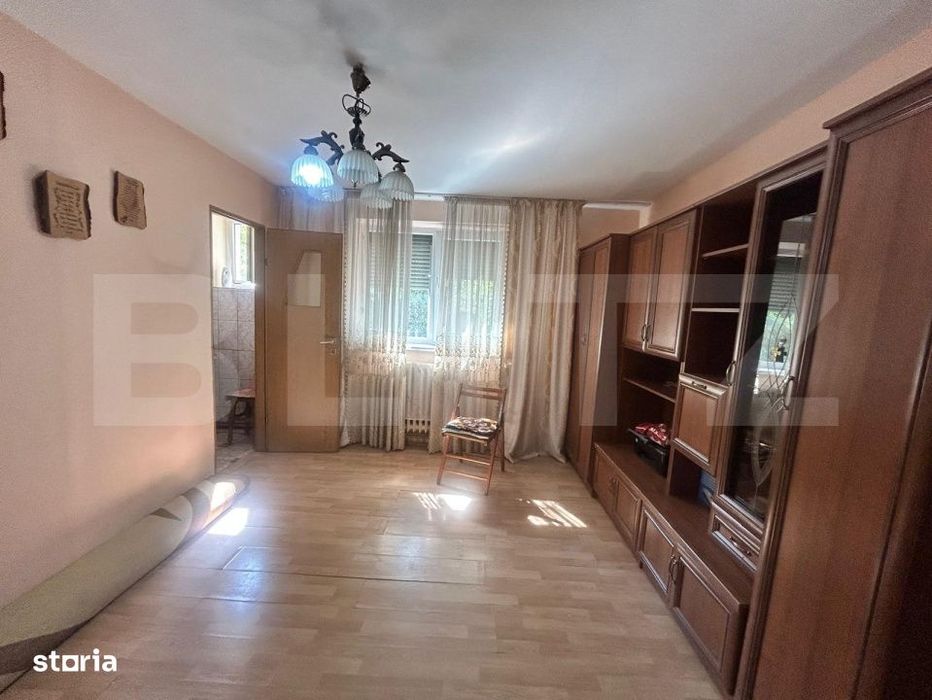 Apartament 2 camere, etaj 1, zona Decebal