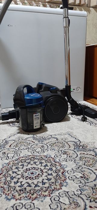 Пылесос Bosch Cleanń  Allergy ( без мешка )