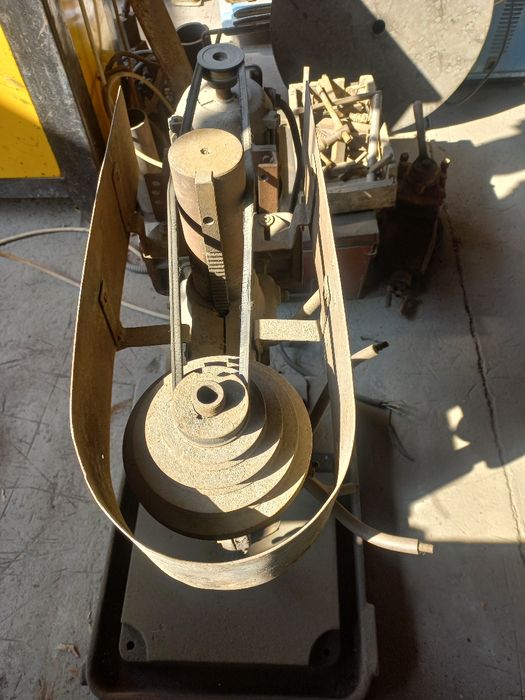 Станок сверлильный