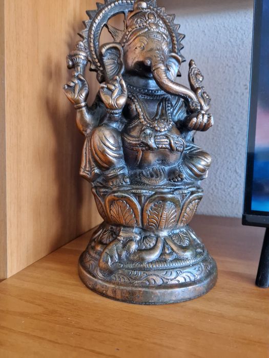 Statuietă de vînzare