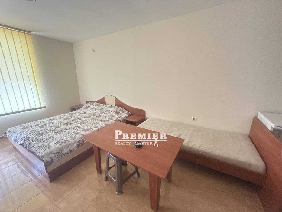 Продава се Двустаен апартамент в к.к. Слънчев бряг - 65 кв.м за 1000 €/кв.м - Снимка #5