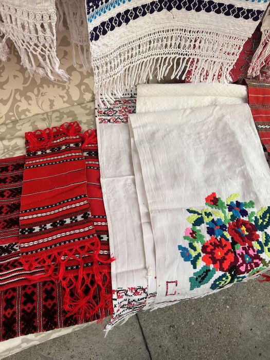 Ștergare cusute manual si in război,dantela manuala