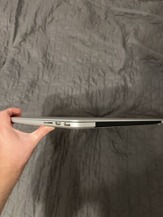 Laptop Macbook Pro 15” defect