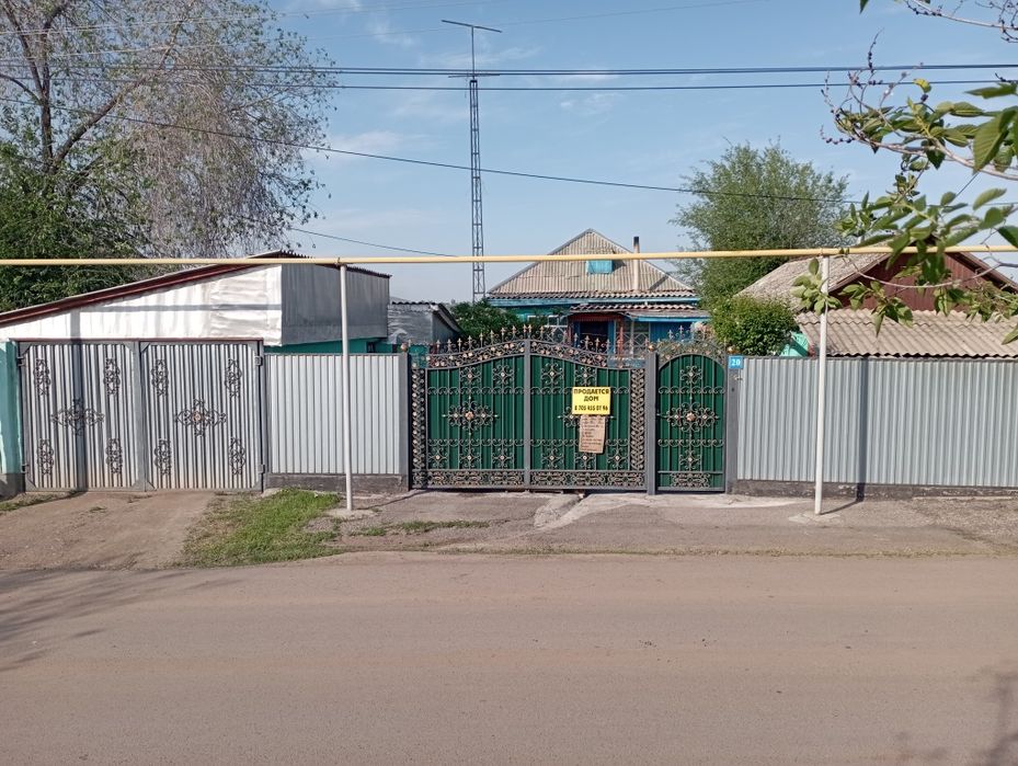 Продается кирпичный дом в Сарыозеке