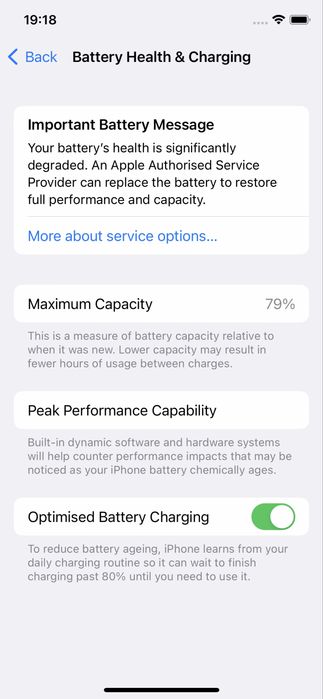 Продавам iPhone 11 Pro 64GB