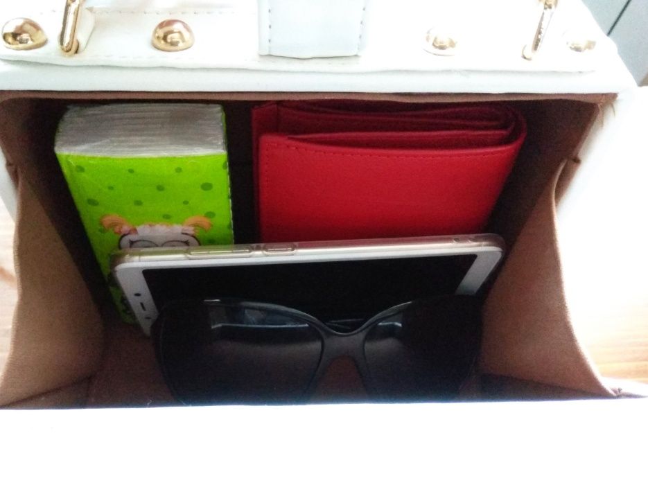 Елегнатна дамска чанта, подарък за жена, чанта за бал или сватба