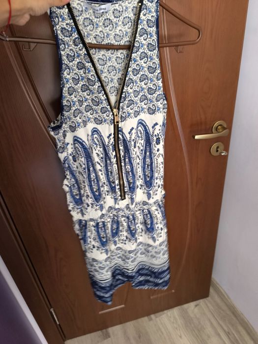 Рокли по 6 лв всяка