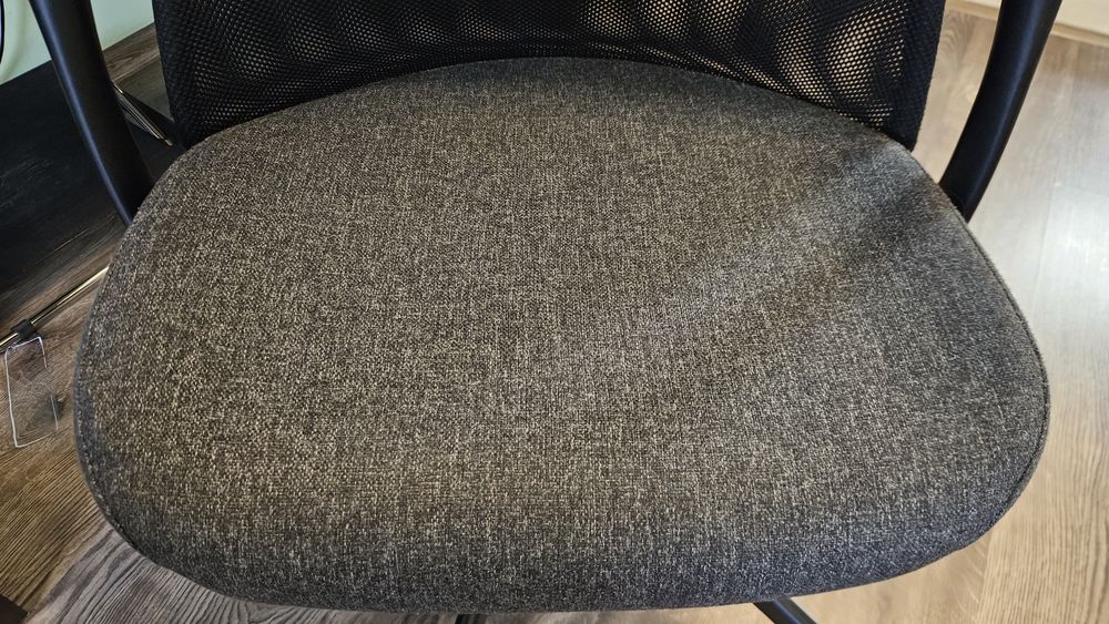 Ергономичен офис стол с подлакътници Икеа JÄRVFJÄLLET