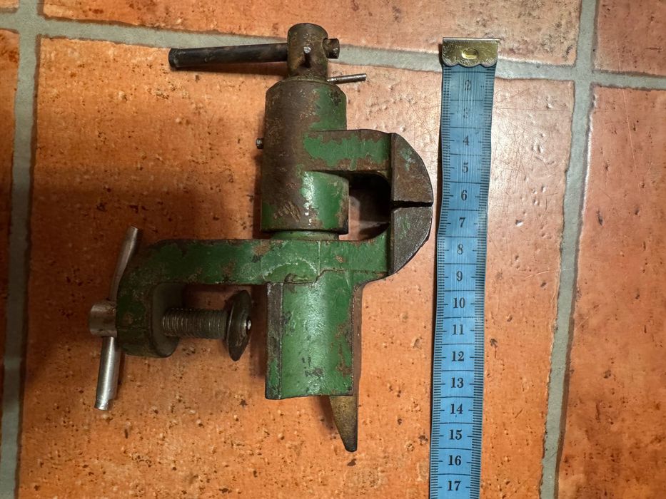 Тиски малые ссср