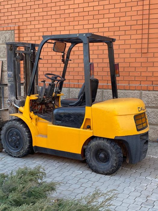 Кара погрузчик жёлтый