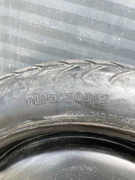 Toyota Avensis Патерица Резервна Гума и крик