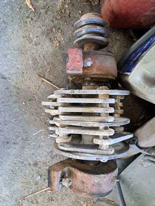 Чукове  с ос и  лагери от фуражомелка