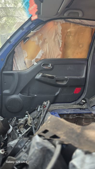 Kabina Kia Bongo 2011 butun