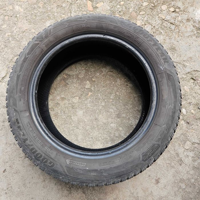 4 гуми 205/55R16 Goodyear UltraGrip9+ 91H DOT2620