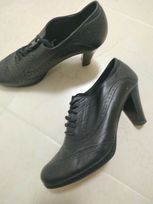 Естествена кожа обувки