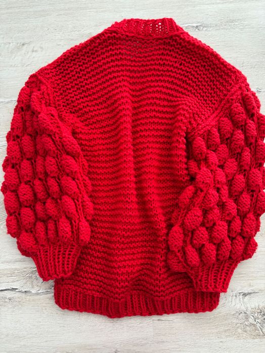 Жилетка с уголемени ръкави