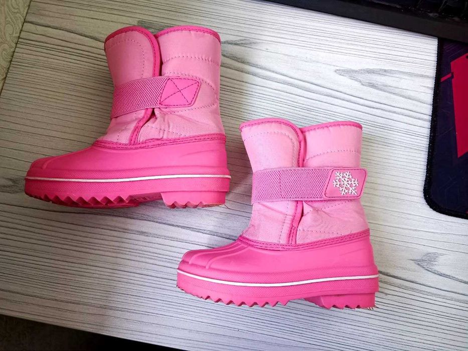 Куртка и комбинезон  от CARTERS  и Childrens place сапоги на 3 г