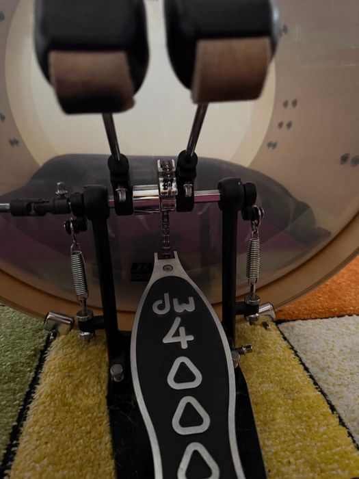 Pedala Dubla pentru tobe DW4000